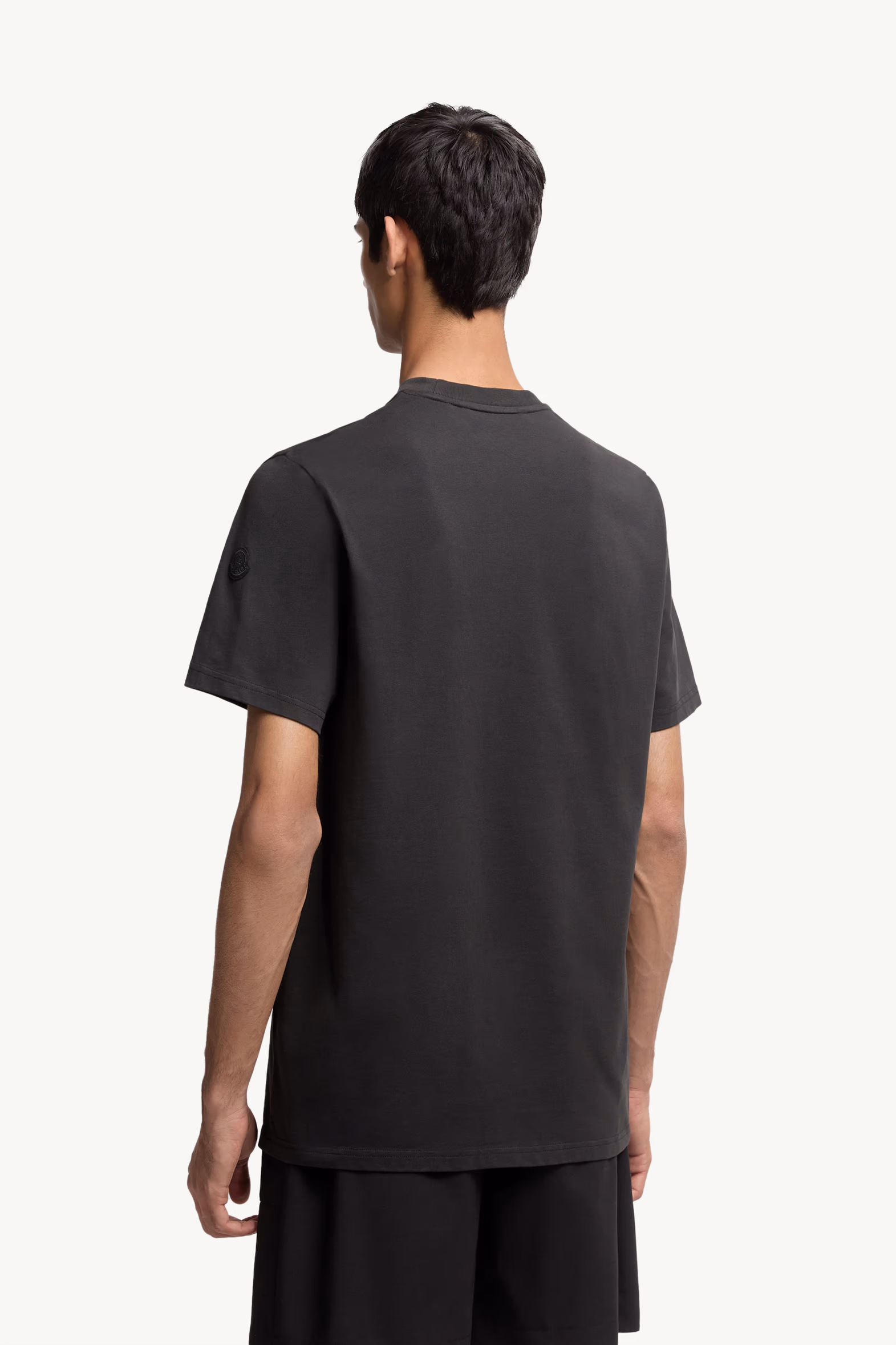 Mountain Logo Cotton T-Shirt Men Black Moncler 5